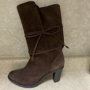 Johnston and Murphy Suede Bootie